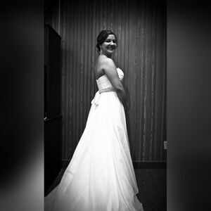 DREAMS COLLECTION Strapless Wedding Dress Altered Size‎ 8